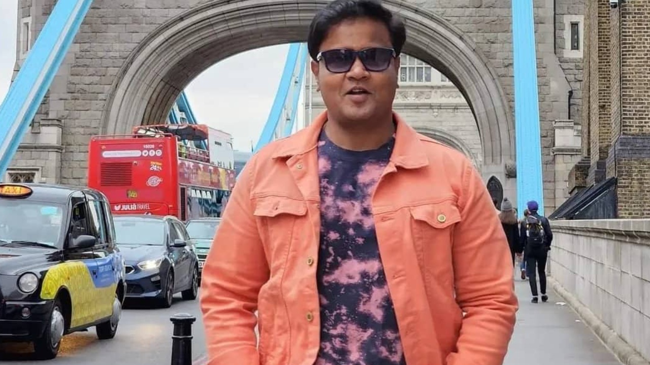 Bullet Bhaskar : వామ్మో.. బుల్లెట్ భాస్కర్ దగ్గర అన్ని వందల వాచ్ లు ఉన్నాయా? ఖరీదైన వాచ్ లు పెట్టుకున్నందుకు తిట్టారంట.. Bullet Bhaskar : వామ్మో.. బుల్లెట్ భాస్కర్ దగ్గర అన్ని వందల వాచ్ లు ఉన్నాయా? ఖరీదైన వాచ్ లు పెట్టుకున్నందుకు తిట్టారంట..