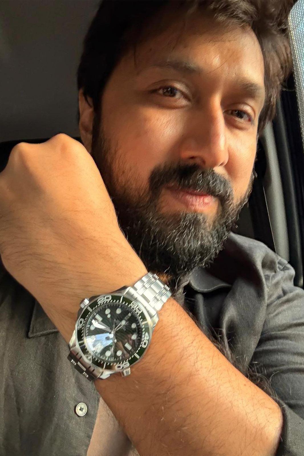 Chiranjeevi Gifterd Watch to Director Bobby