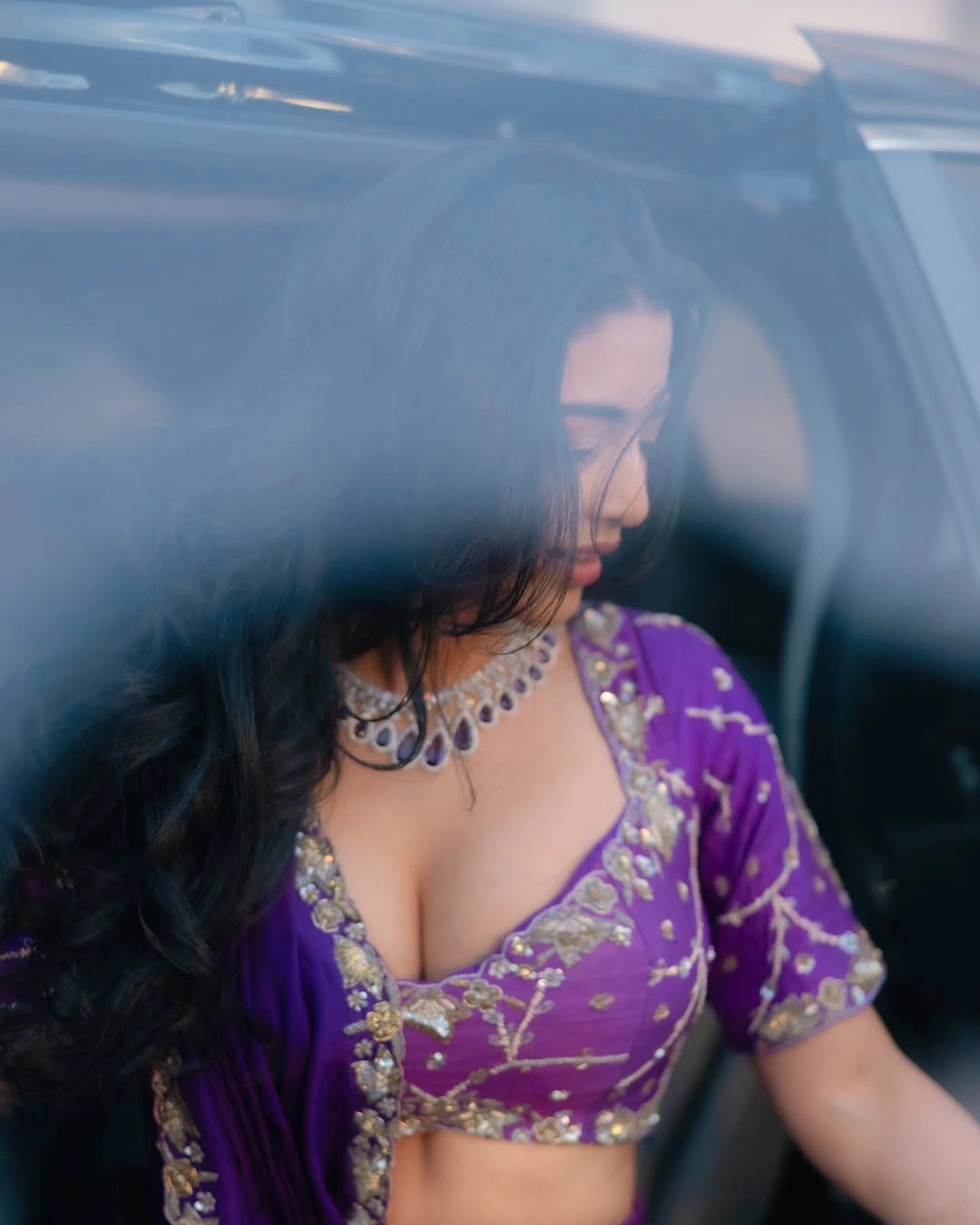 Daksha Nagarkar Shows her Beauty