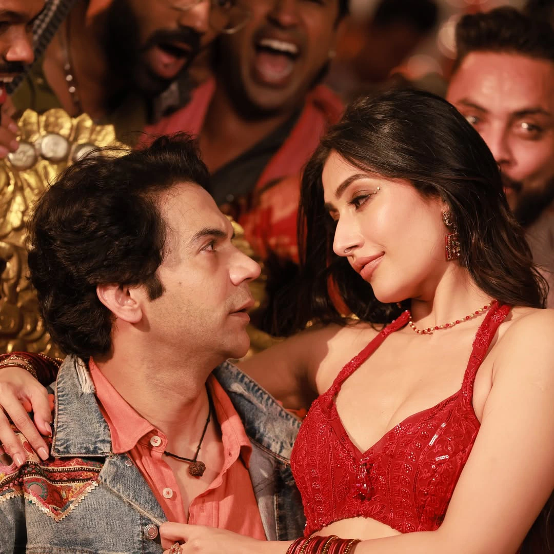 Dhanashree Verma Item Song with Bollywood Hero