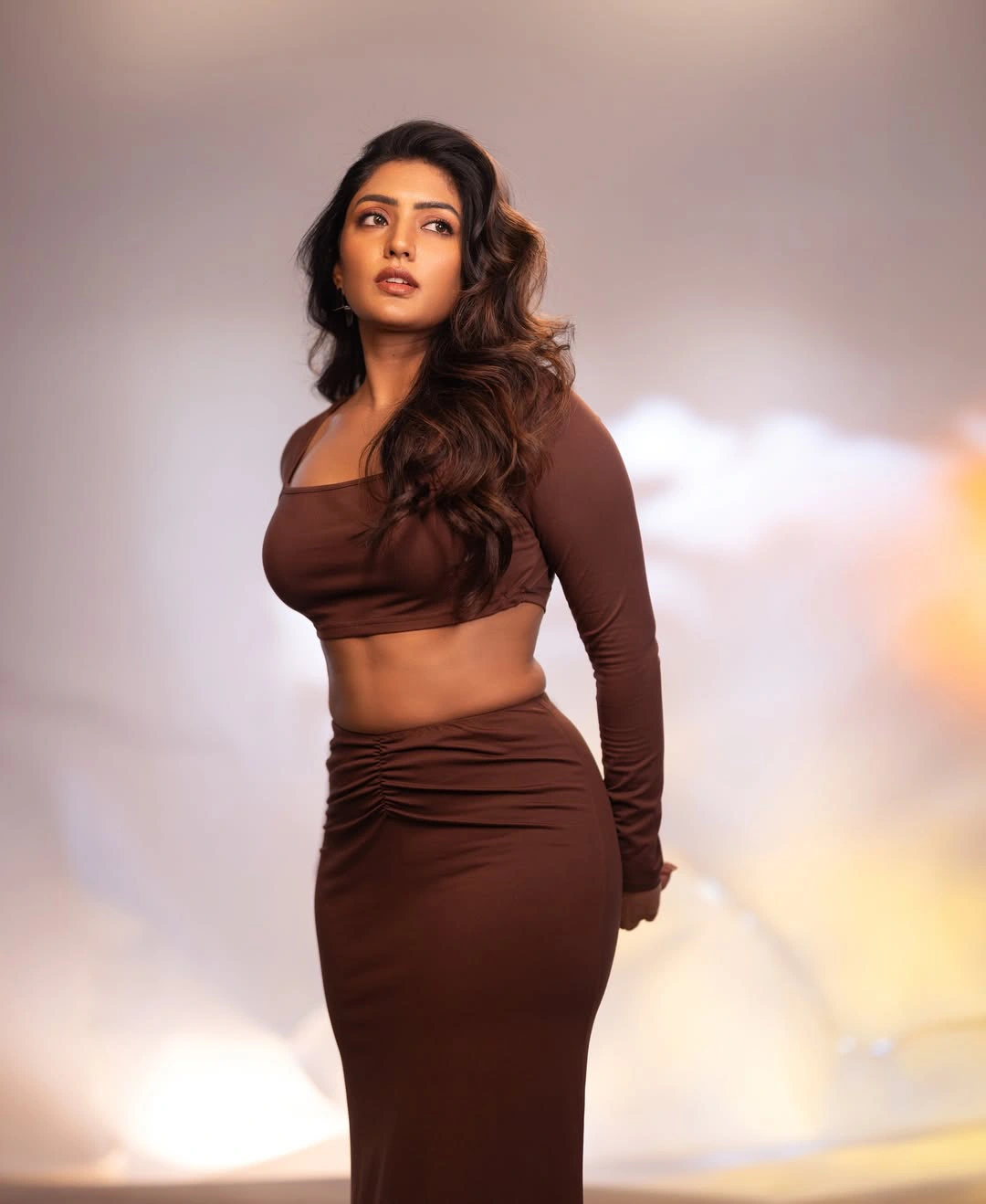 Eesha Rebba Stunning Looks with Her Beauty