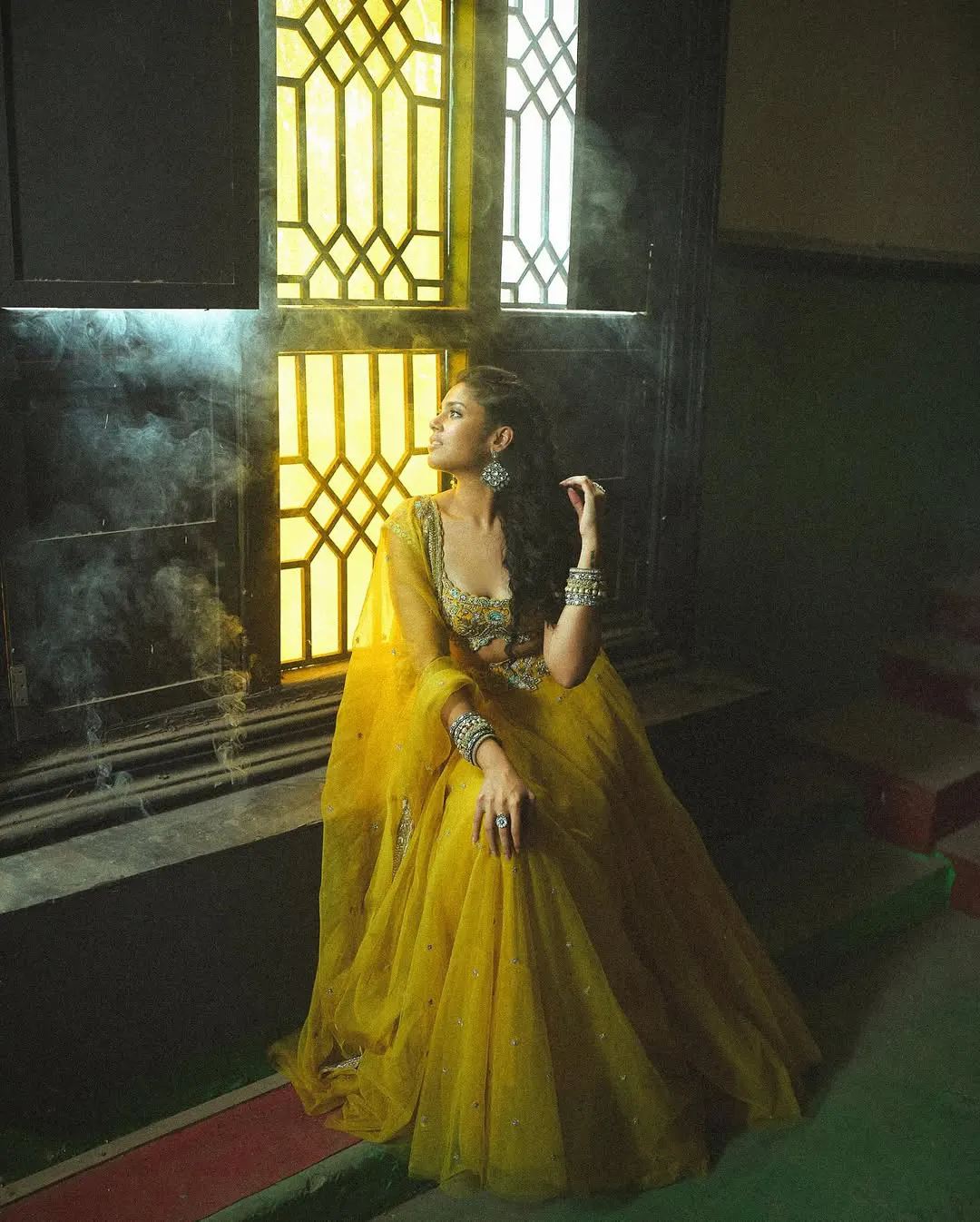 Faria Abdullah Shines in Dark