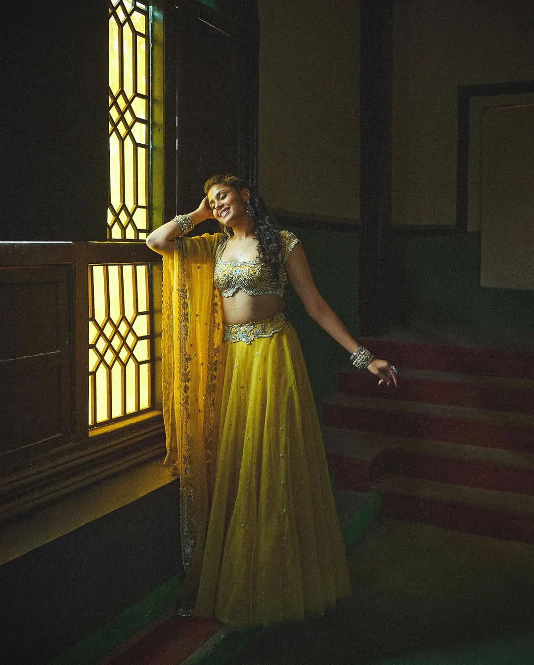Faria Abdullah Shines in Dark