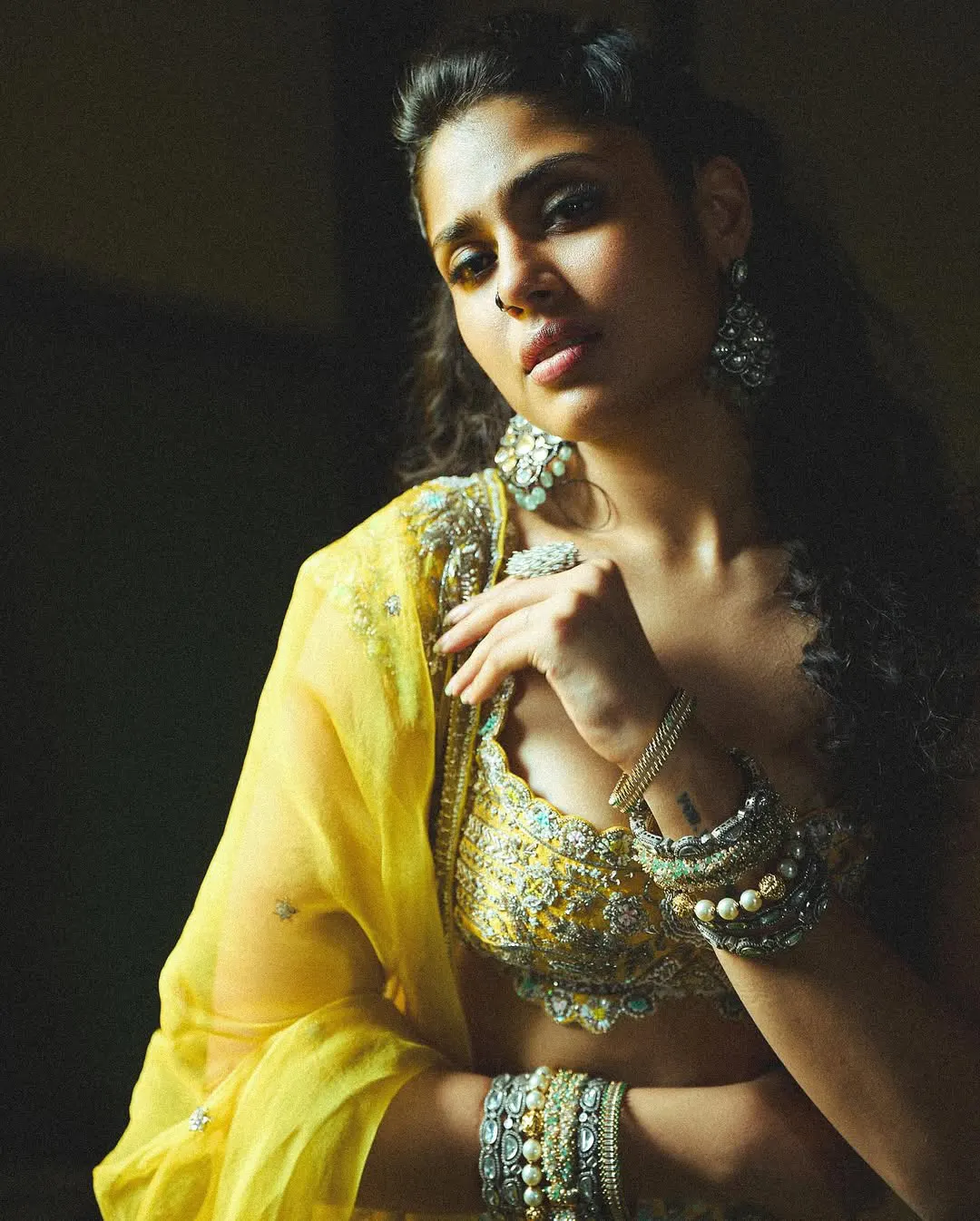 Faria Abdullah Shines in Dark