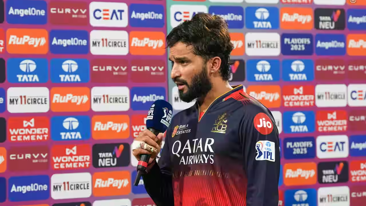 PBKS vs RCB : ఆర్సీబీ ఫ్యాన్స్ను ఉద్దేశించి కెప్టెన్ రజత్ పాటిదార్ కీలక వ్యాఖ్యలు.. తొందరొద్దు.. ఇంకో.. PBKS vs RCB : ఆర్సీబీ ఫ్యాన్స్ను ఉద్దేశించి కెప్టెన్ రజత్ పాటిదార్ కీలక వ్యాఖ్యలు.. తొందరొద్దు.. ఇంకో..