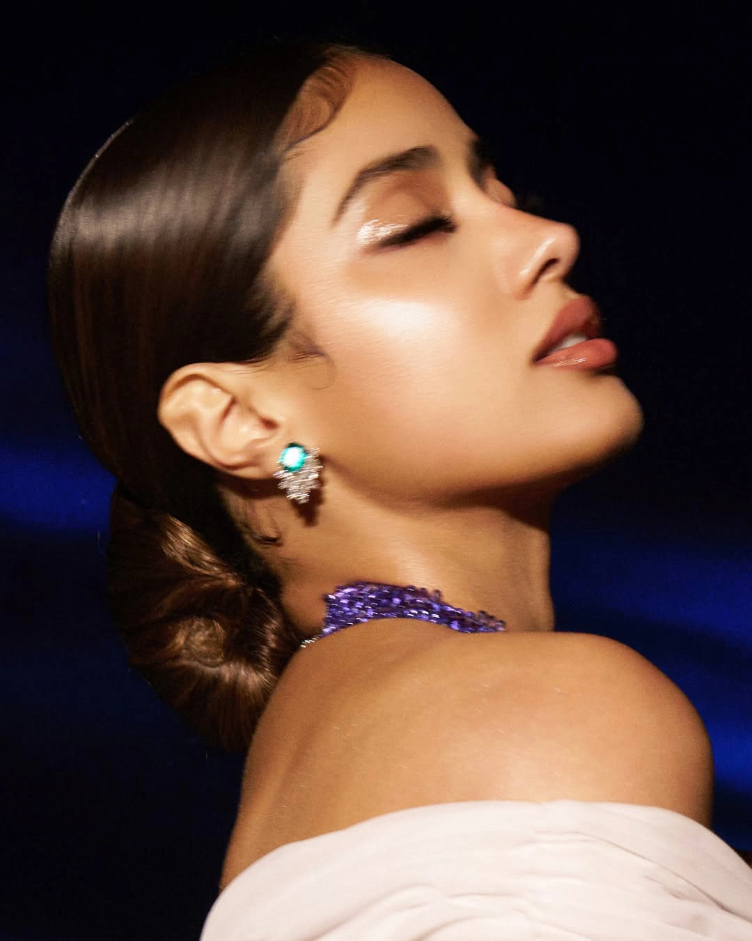 Janhvi Kapoor Sizzling Poses from Cannes Film Festival