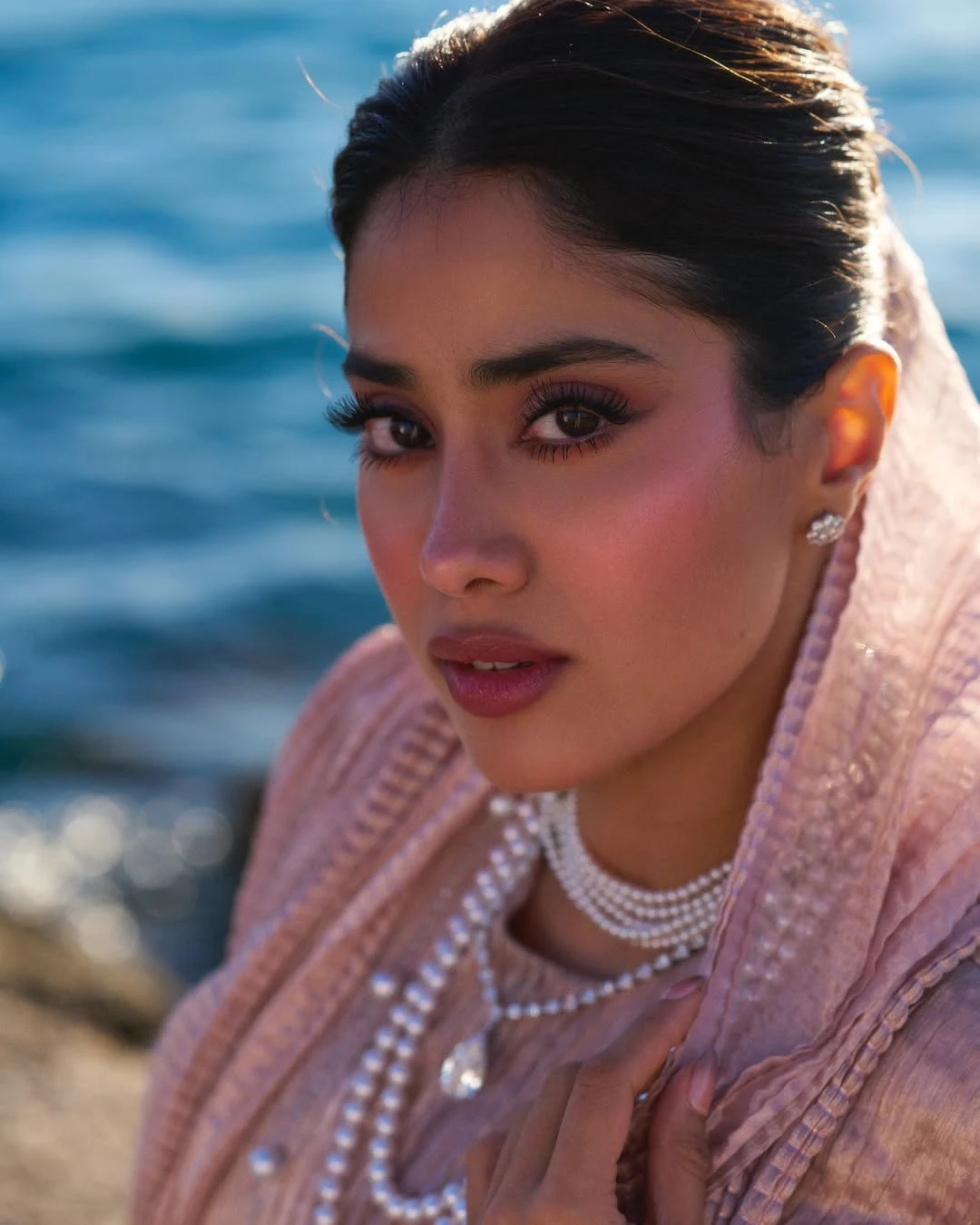 Janhvi Kapoor Stunning Looks in Cannes Film Festival
