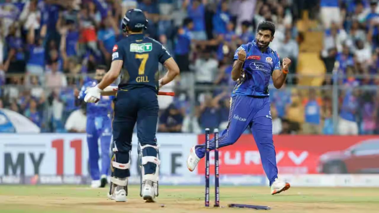 MI vs GT : భువనేశ్వర్కుమార్ రికార్డు బ్రేక్.. ఎలైట్ లిస్ట్లో జస్ప్రీత్ బుమ్రాకు చోటు.. MI vs GT : భువనేశ్వర్కుమార్ రికార్డు బ్రేక్.. ఎలైట్ లిస్ట్లో జస్ప్రీత్ బుమ్రాకు చోటు..