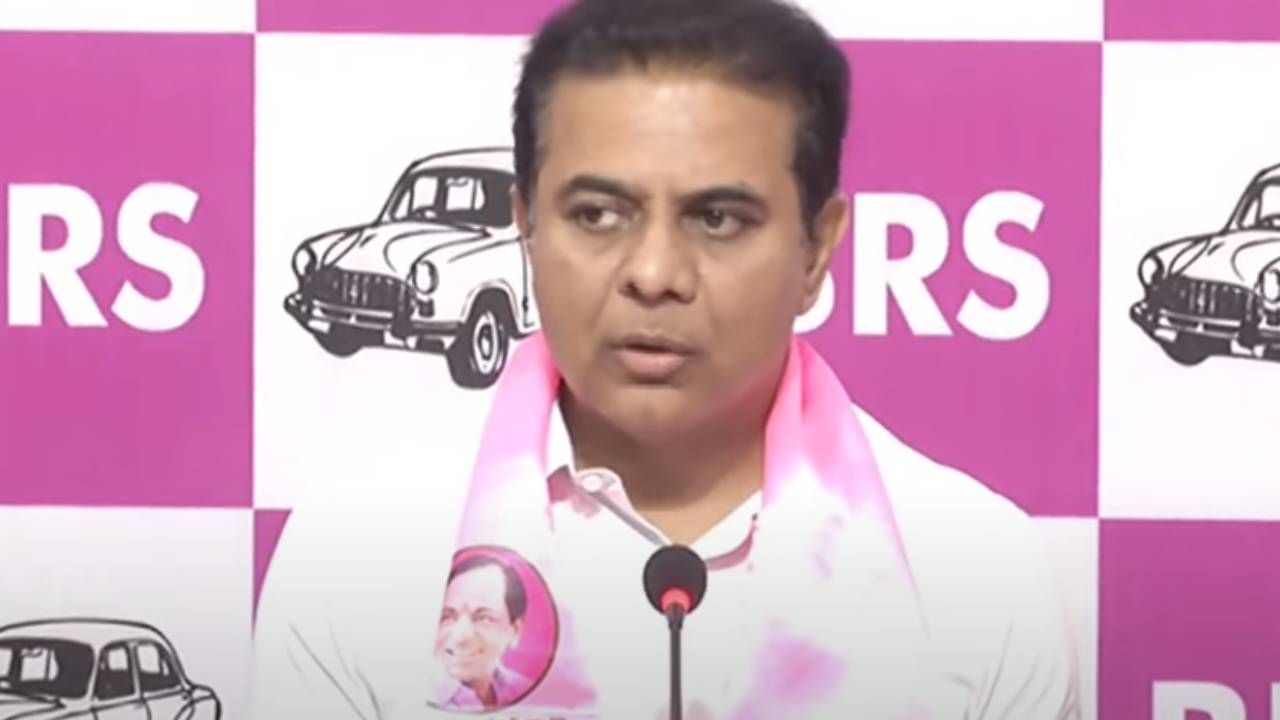 సీఎం రేవంత్ రాజీనామాకు కేటీఆర్ డిమాండ్.. నెల రోజుల డెడ్లైన్.. బీజేపీ యాక్షన్ తీసుకోకపోతే.. సీఎం రేవంత్ రాజీనామాకు కేటీఆర్ డిమాండ్.. నెల రోజుల డెడ్లైన్.. బీజేపీ యాక్షన్ తీసుకోకపోతే..