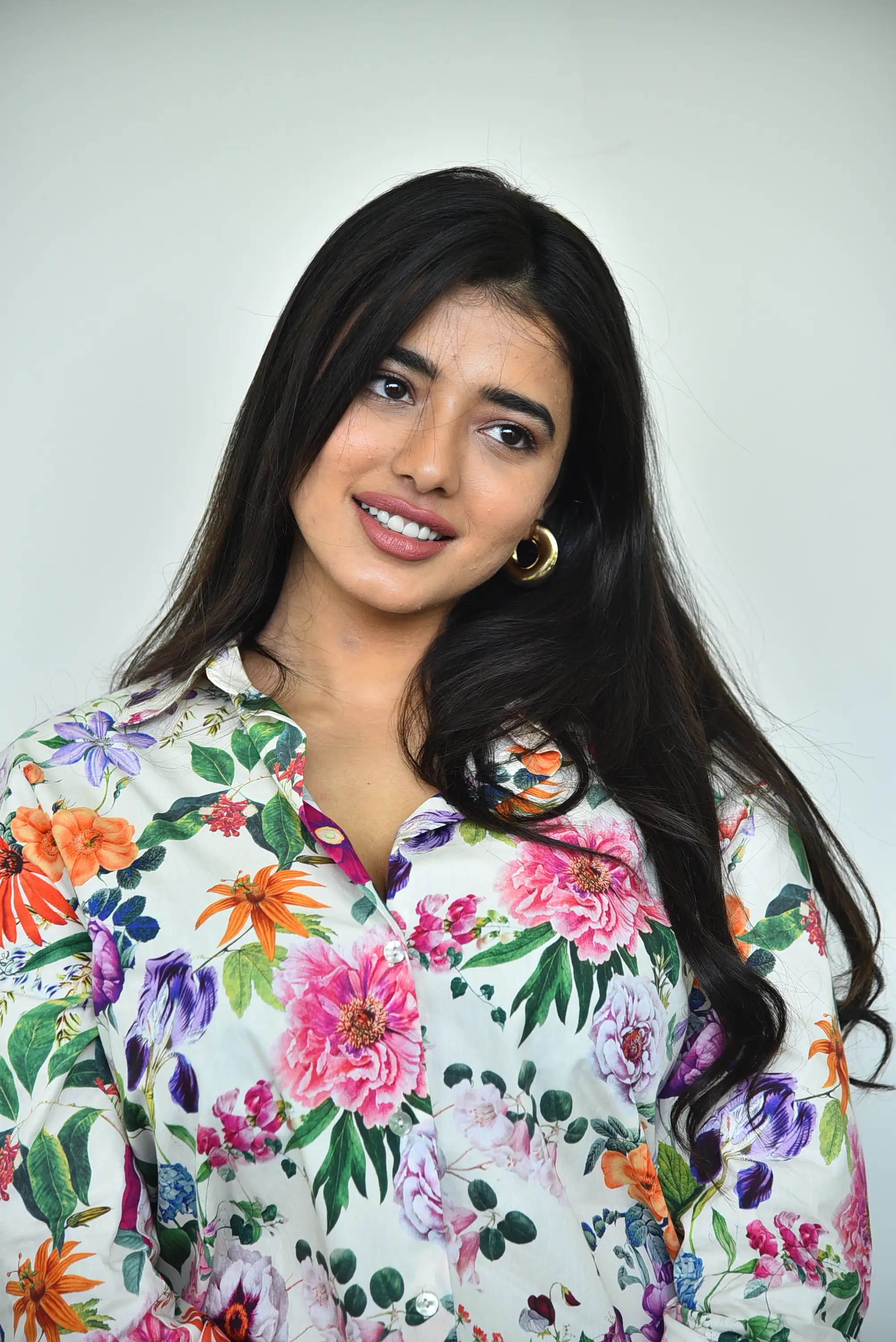 Ketika Sharma Stylish Looks in Single Movie Promotions