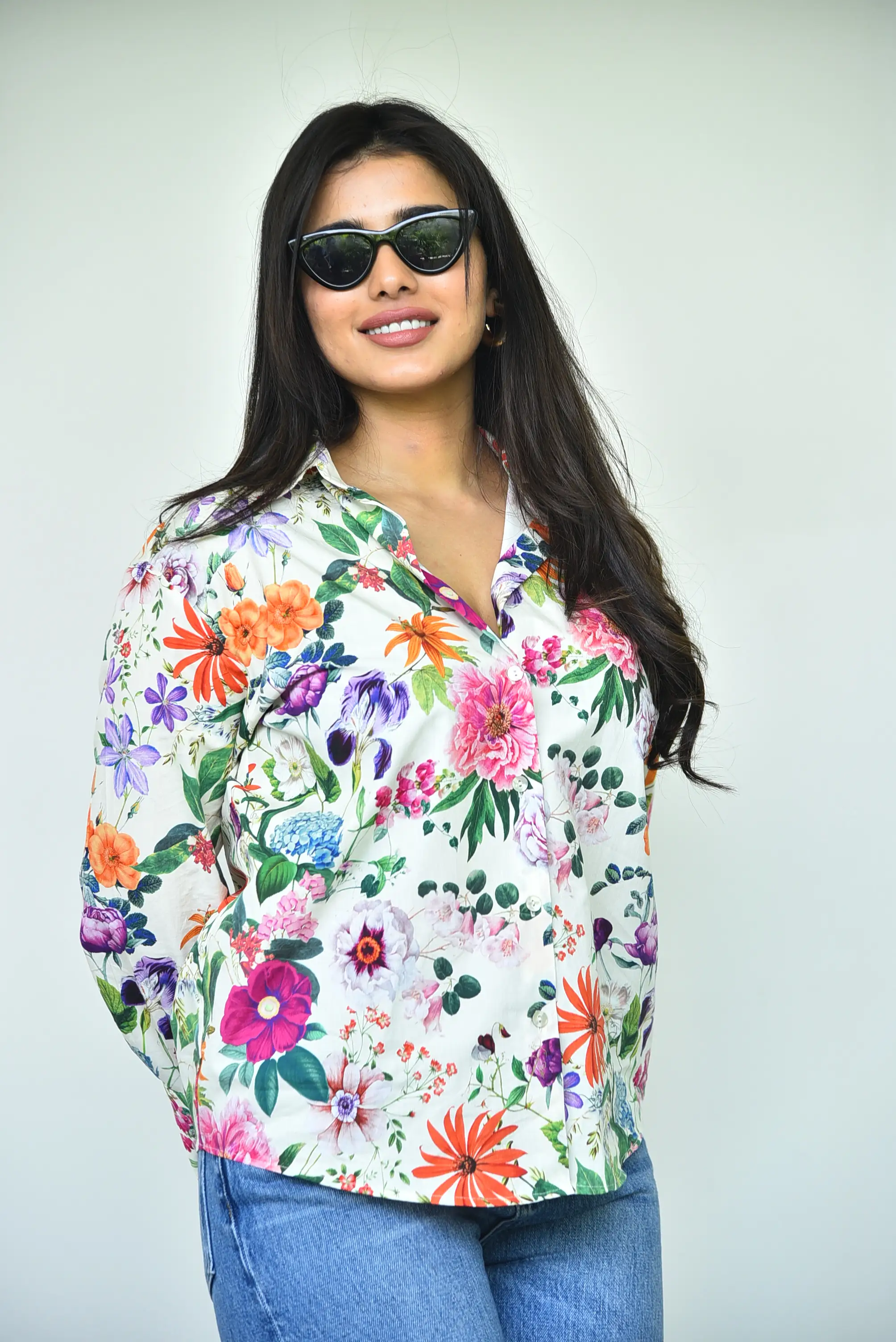 Ketika Sharma Stylish Looks in Single Movie Promotions