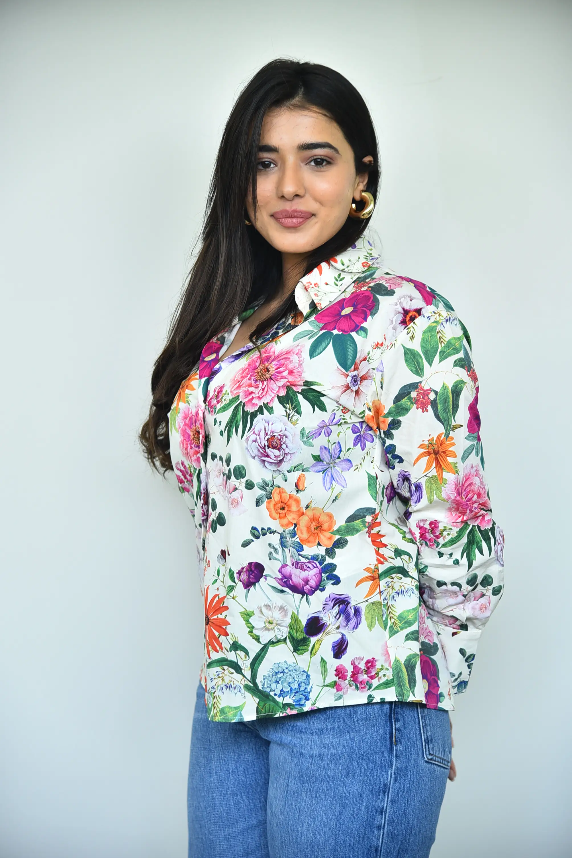 Ketika Sharma Stylish Looks in Single Movie Promotions