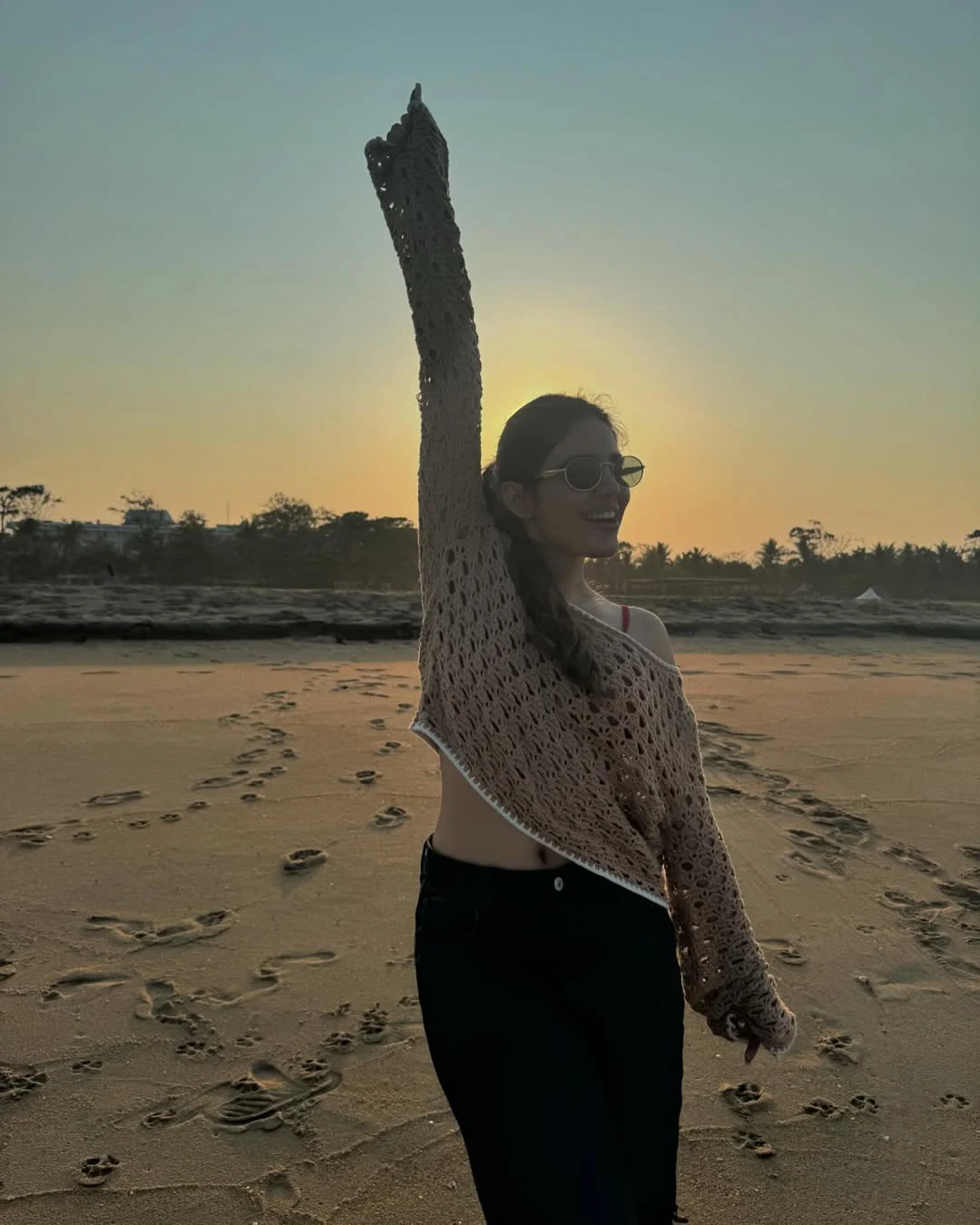 Kushitha Kallapu Enjoying in Beach