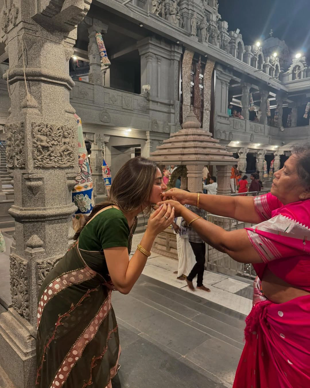 Kushitha Kallapu Went to Swarnagiri Temple