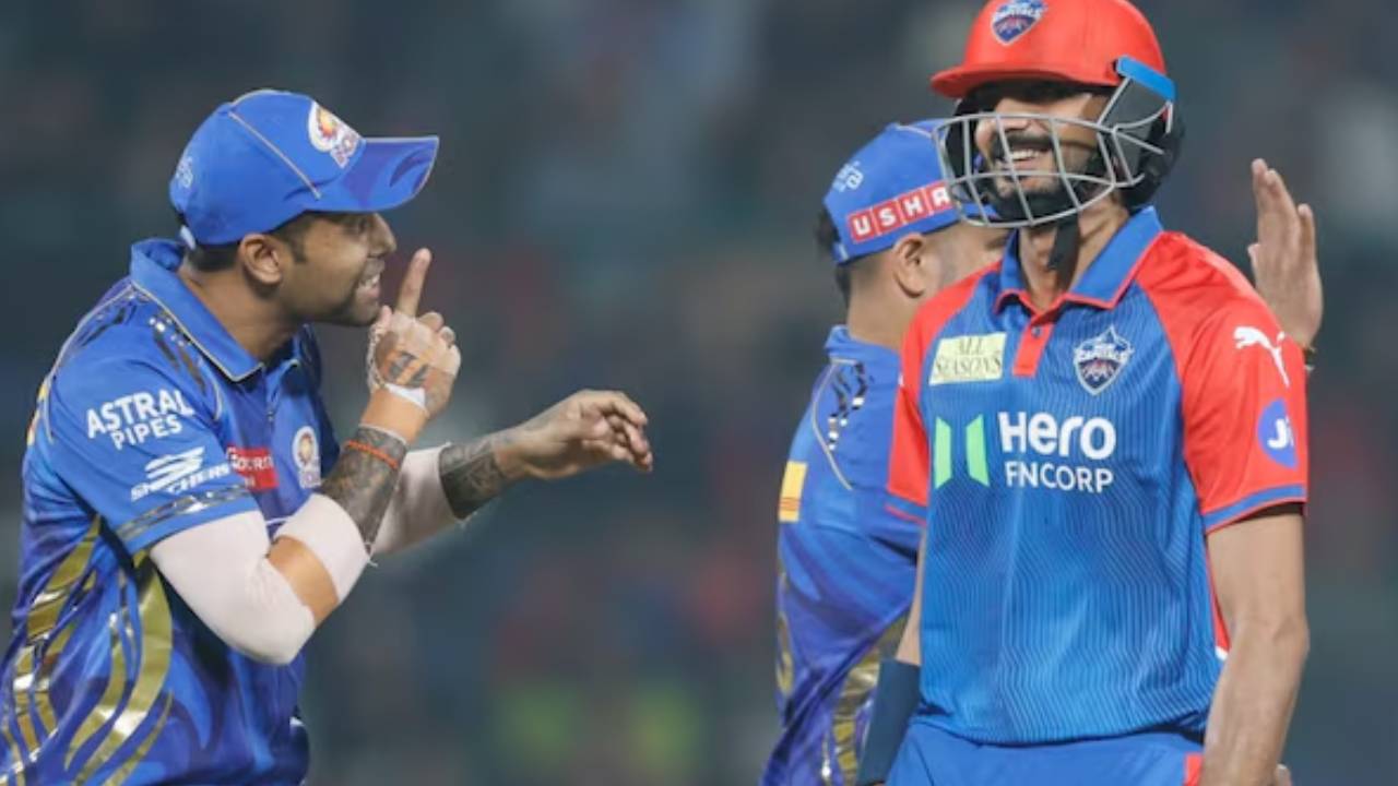 IPL 2025: ముంబై వర్సెస్ ఢిల్లీ మ్యాచ్కు వర్షం ముప్పు..! మ్యాచ్ రద్దయితే ప్లే ఆఫ్స్కు చేరేదెవరు..? ఢిల్లీ గెలిస్తే ముంబై పరిస్థితి ఏమిటి..? IPL 2025: ముంబై వర్సెస్ ఢిల్లీ మ్యాచ్కు వర్షం ముప్పు..! మ్యాచ్ రద్దయితే ప్లే ఆఫ్స్కు చేరేదెవరు..? ఢిల్లీ గెలిస్తే ముంబై పరిస్థితి ఏమిటి..?