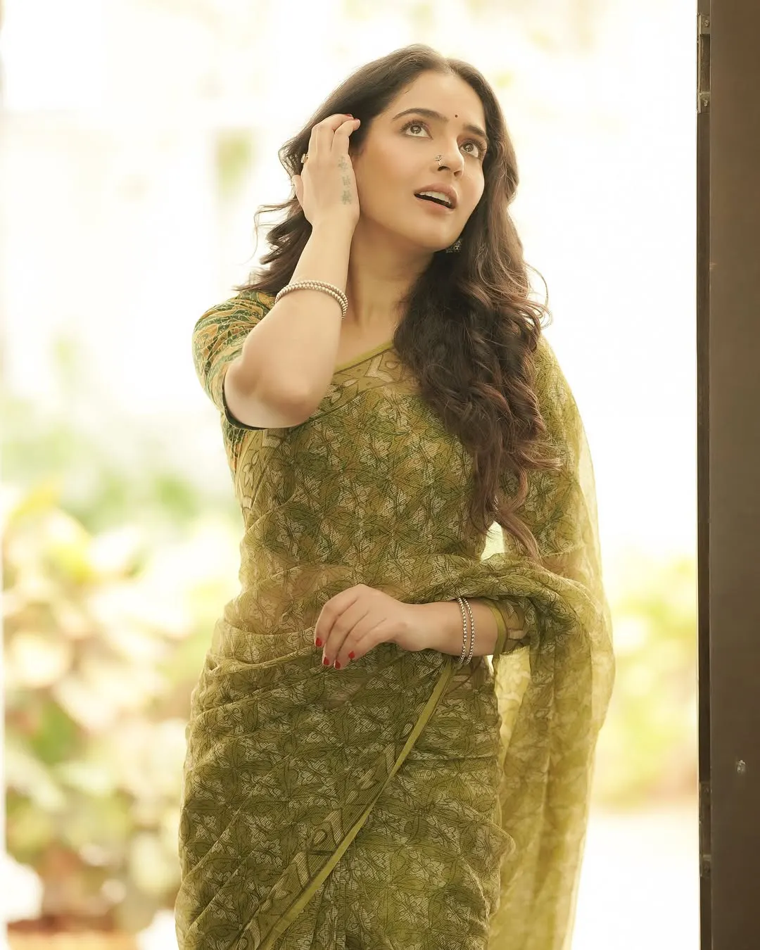 Malvi Malhotra Stunning Looks in Saree