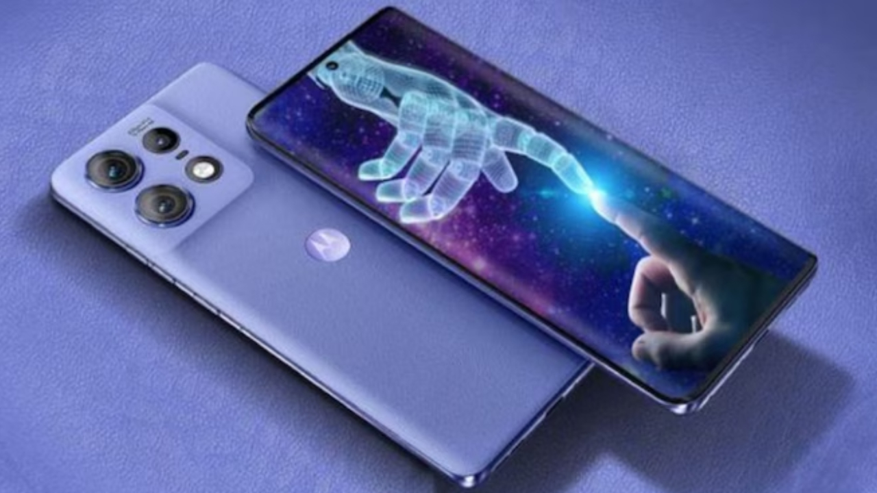 Motorola Edge 50 Pro 5G : బిగ్ డిస్కౌంట్.. చౌకైన ధరకే మోటోరోలా ఎడ్జ్ 50ప్రో 5G ఫోన్.. అద్భుతమైన డీల్ డోంట్ మిస్..! Motorola Edge 50 Pro 5G : బిగ్ డిస్కౌంట్.. చౌకైన ధరకే మోటోరోలా ఎడ్జ్ 50ప్రో 5G ఫోన్.. అద్భుతమైన డీల్ డోంట్ మిస్..!