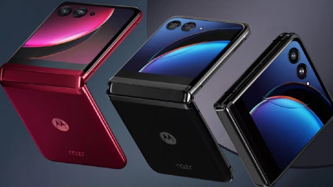 Motorola Razr 50 Ultra : మోటోరోలా ఫ్యాన్స్కు పండగే.. రూ.31,450 తగ్గిన మోటోరోలా రెజర్ 50 అల్ట్రా ఫోన్.. ఫుల్ డిటెయిల్స్..! Motorola Razr 50 Ultra : మోటోరోలా ఫ్యాన్స్కు పండగే.. రూ.31,450 తగ్గిన మోటోరోలా రెజర్ 50 అల్ట్రా ఫోన్.. ఫుల్ డిటెయిల్స్..!