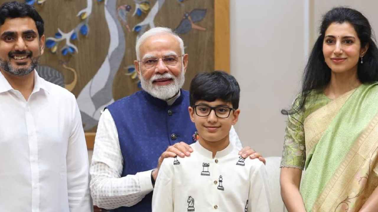 PM Modi: ప్రధాని మోదీతో ముగిసిన నారా లోకేశ్ భేటీ.. దాదాపు 2 గంటల పాటు చర్చలు…. PM Modi: ప్రధాని మోదీతో ముగిసిన నారా లోకేశ్ భేటీ.. దాదాపు 2 గంటల పాటు చర్చలు….
