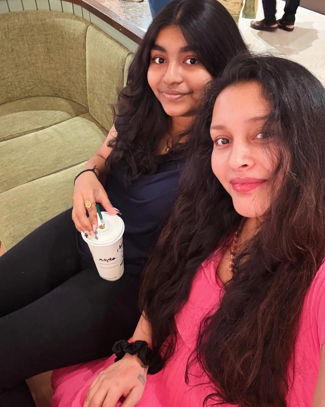Renu Desai Shares Cute Photos with Aadya