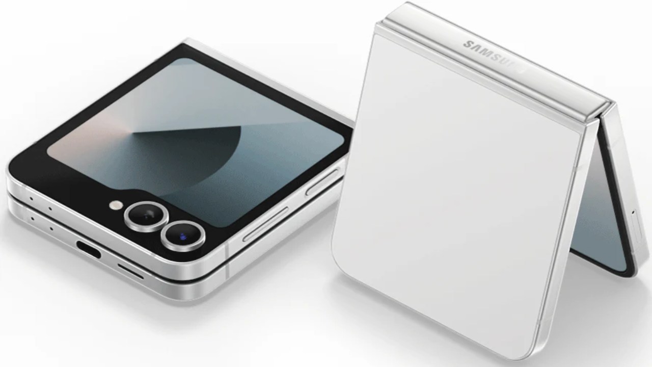Samsung Galaxy Z Flip 6 : శాంసంగ్ ఫ్యాన్స్కు పండగే.. మడతబెట్టే ఫోన్ మీకోసమే.. ఏకంగా రూ. 12వేలు తగ్గింపు..! Samsung Galaxy Z Flip 6 : శాంసంగ్ ఫ్యాన్స్కు పండగే.. మడతబెట్టే ఫోన్ మీకోసమే.. ఏకంగా రూ. 12వేలు తగ్గింపు..!