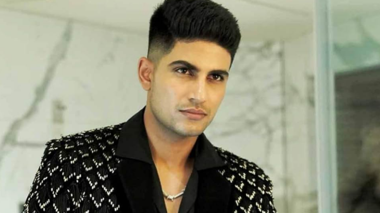 Shubman Gill : టీమ్ఇండియా టెస్టు కొత్త కెప్టెన్ శుభ్మన్ గిల్ నికర ఆస్తి ఎంతో తెలుసా..? వామ్మో గట్టిగానే సంపాదించాడుగా! Shubman Gill : టీమ్ఇండియా టెస్టు కొత్త కెప్టెన్ శుభ్మన్ గిల్ నికర ఆస్తి ఎంతో తెలుసా..? వామ్మో గట్టిగానే సంపాదించాడుగా!