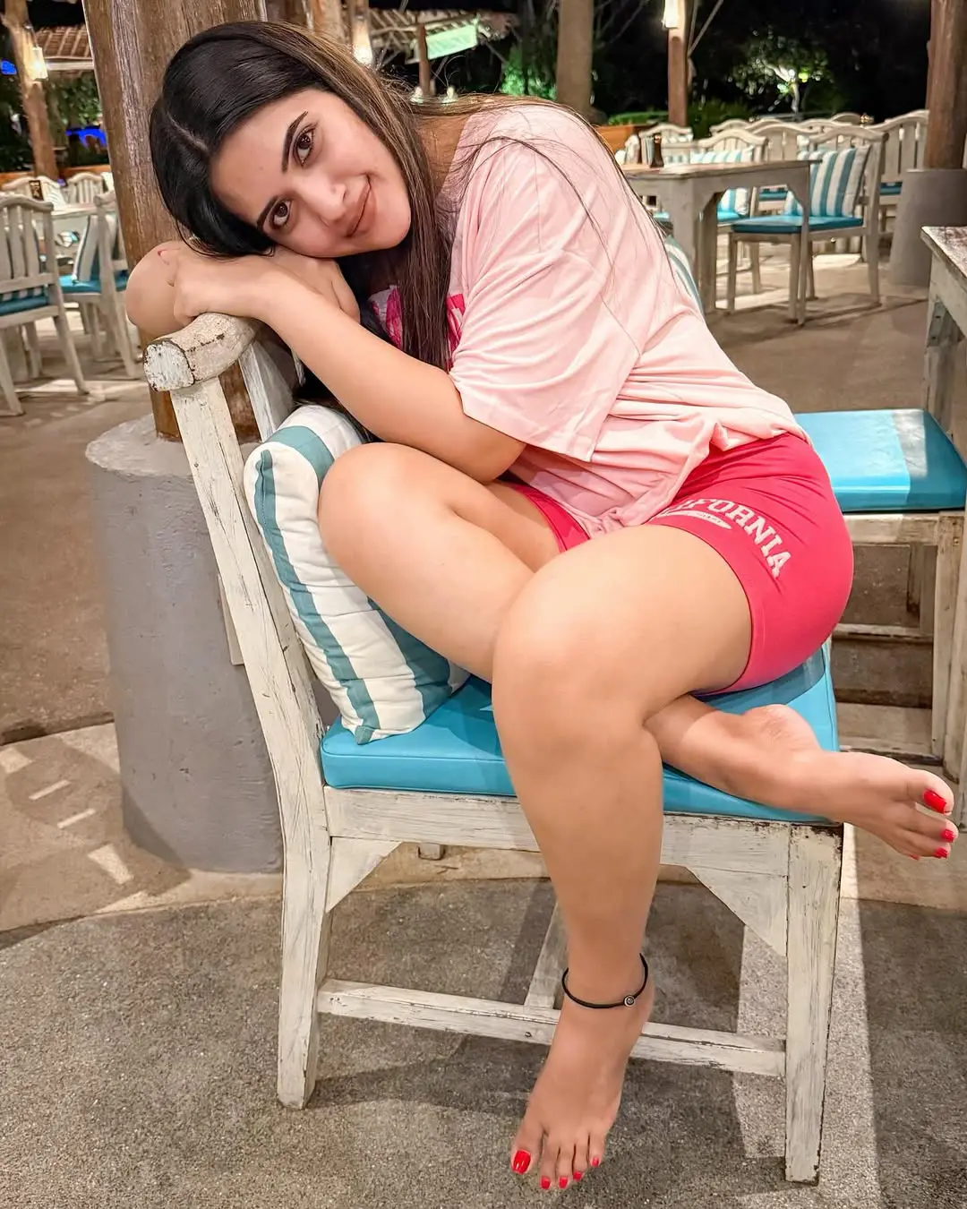 Sravanthi Chokarapu Enjoying Summer Vacation in Thailand