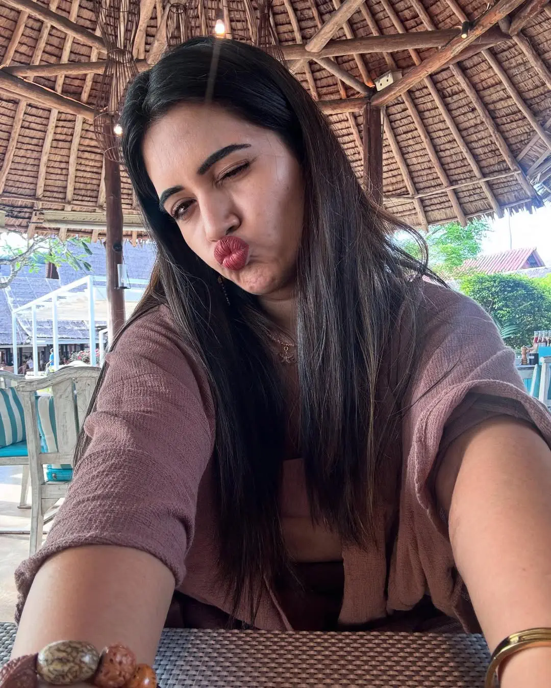 Sravanthi Chokarapu Enjoying Summer Vacation in Thailand