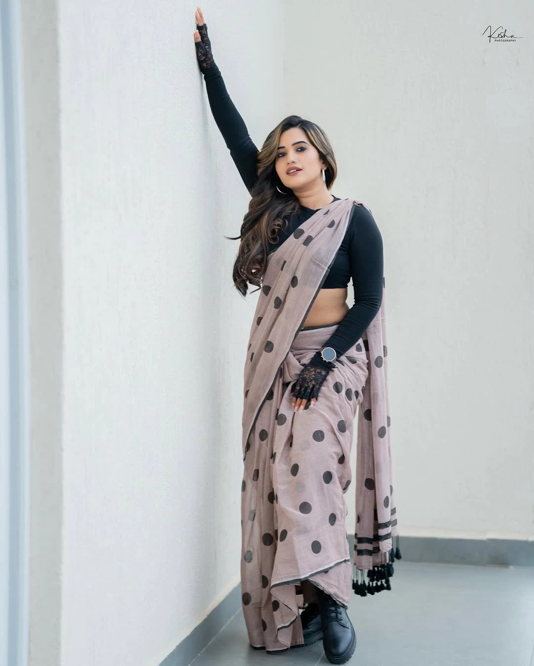 Sravanthi Chokarapu Stylish Looks in Saree