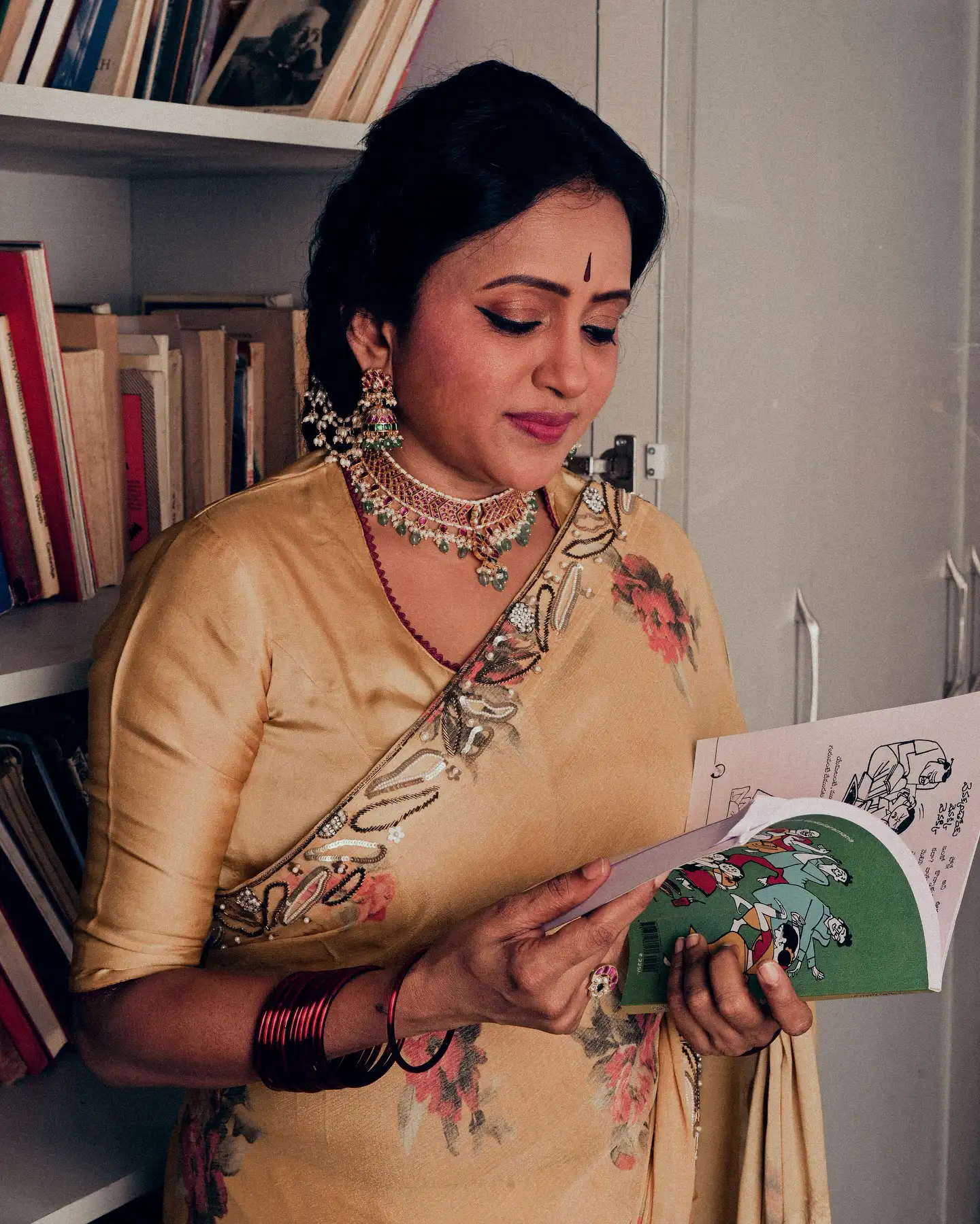 Suma Kanakala Vintage Looks