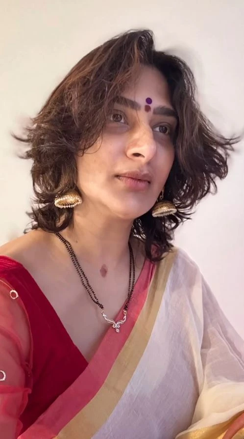 Actress Surekhavani Cute Photos in Saree