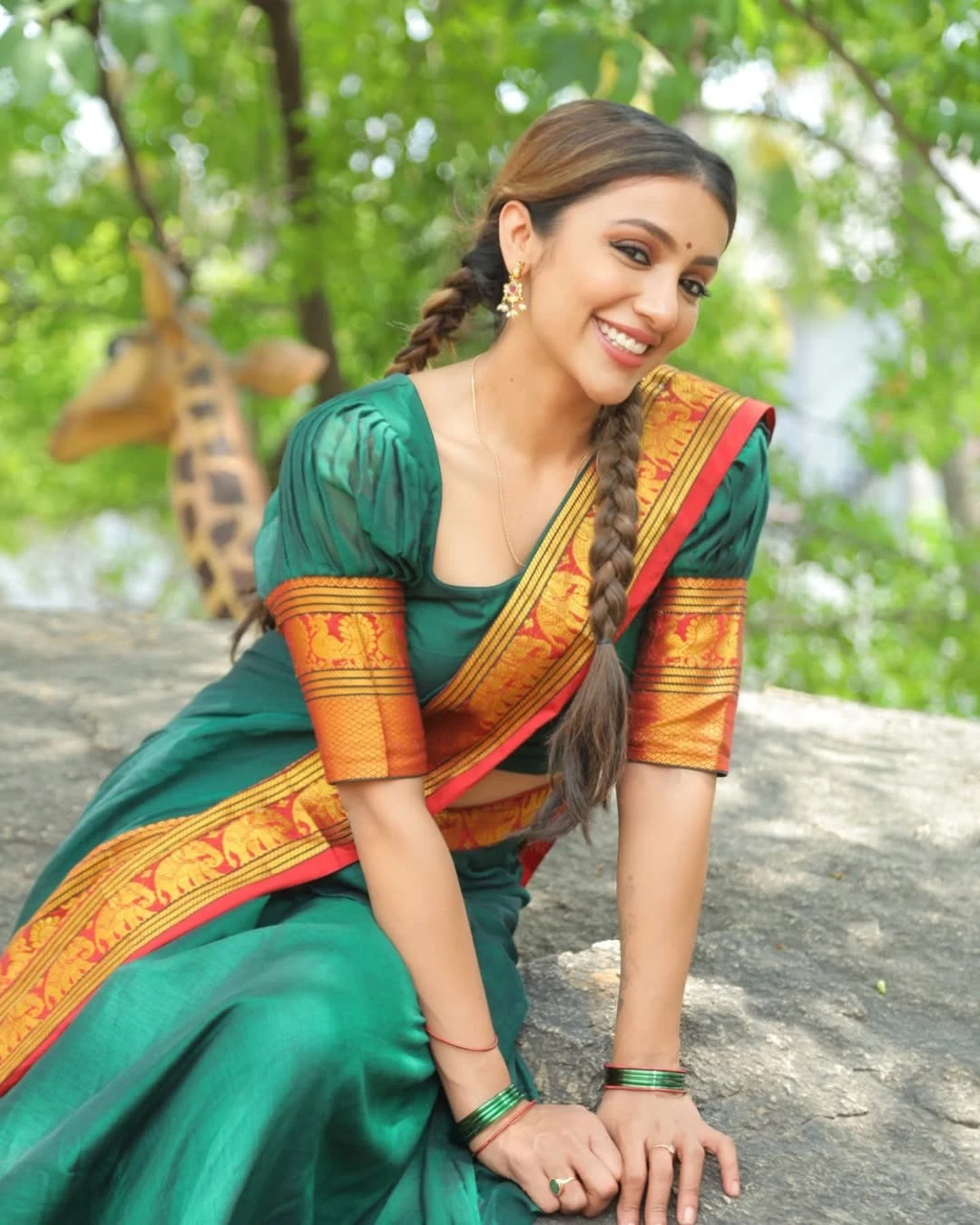 Tejaswi Madivada Cute Photos in Half Saree