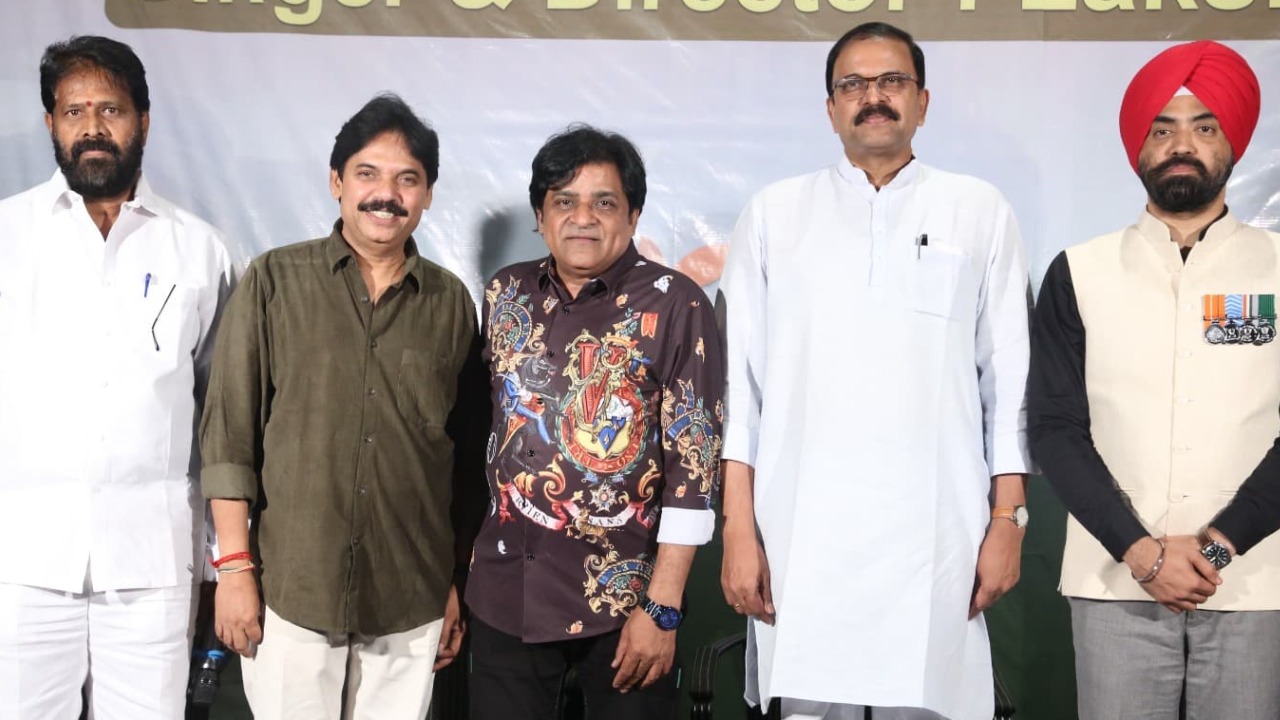Operation Sindhoor : ‘ఆపరేషన్ సింధూర్’ సాంగ్ విడుదల.. దేశభక్తి పెంపొందించేలా.. Operation Sindhoor : ‘ఆపరేషన్ సింధూర్’ సాంగ్ విడుదల.. దేశభక్తి పెంపొందించేలా..