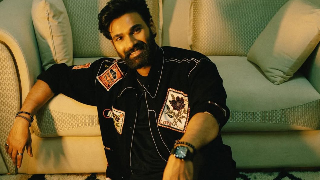 Bellamkonda Sreenivas : రాంగ్ రూట్ లో బెల్లంకొండ శ్రీనివాస్ హల్చల్.. కానిస్టేబుల్ ప్రశ్నించడంతో.. Bellamkonda Sreenivas : రాంగ్ రూట్ లో బెల్లంకొండ శ్రీనివాస్ హల్చల్.. కానిస్టేబుల్ ప్రశ్నించడంతో..