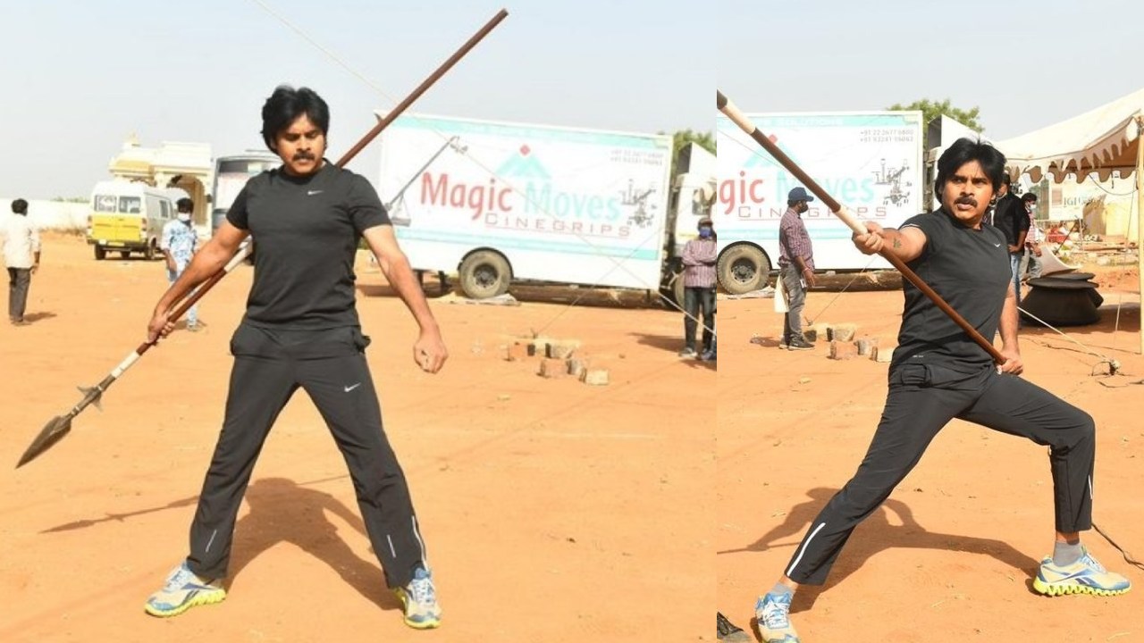 Pawan Kalyan : మరోసారి ‘హరిహర వీరమల్లు’లో ఫైట్ కంపోజ్ చేసిన పవన్ కళ్యాణ్.. 50 రోజులు.. డైరెక్టర్ కామెంట్స్ వైరల్.. Pawan Kalyan : మరోసారి ‘హరిహర వీరమల్లు’లో ఫైట్ కంపోజ్ చేసిన పవన్ కళ్యాణ్.. 50 రోజులు.. డైరెక్టర్ కామెంట్స్ వైరల్..