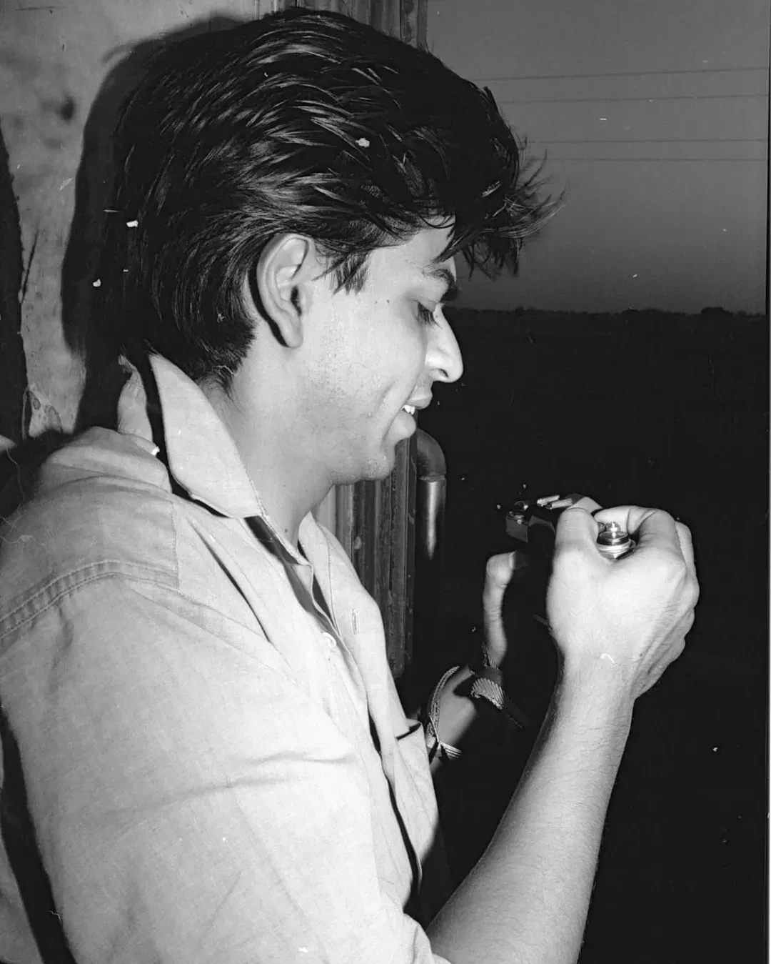 shah Rukh Khan Friend Shares 35 Years Old Photos