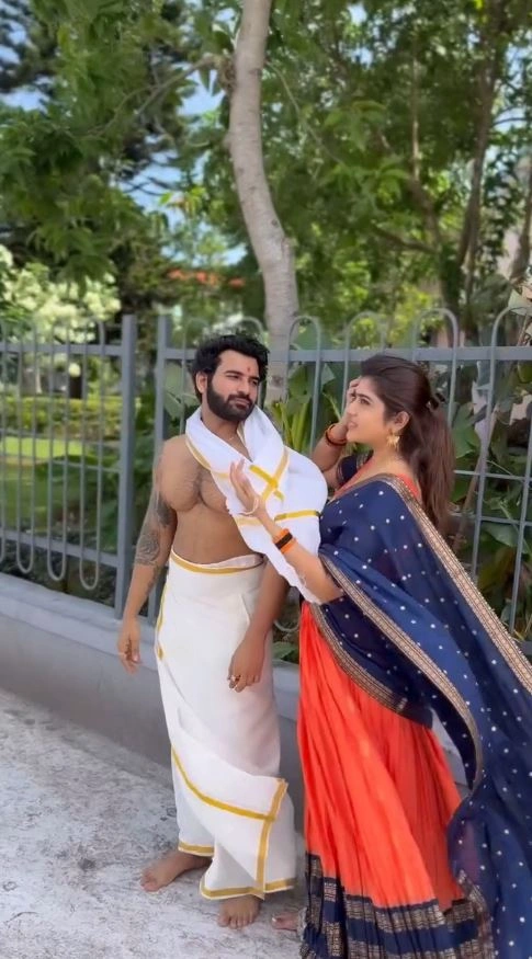 Akhil Sarthak Rithu Chowdary Visits Tirumala