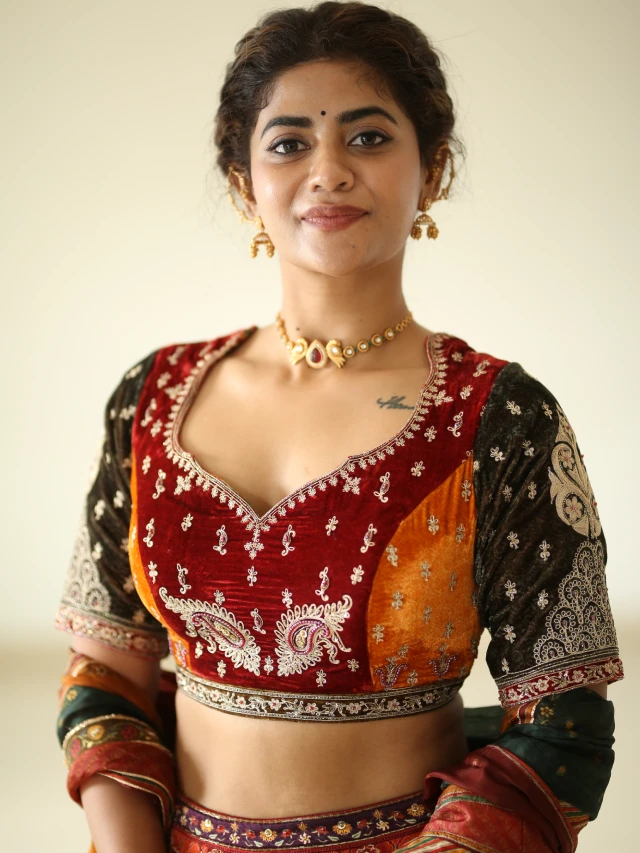Abhignya Vuthaluru Shines in Lehenga at Viraatapalem Event