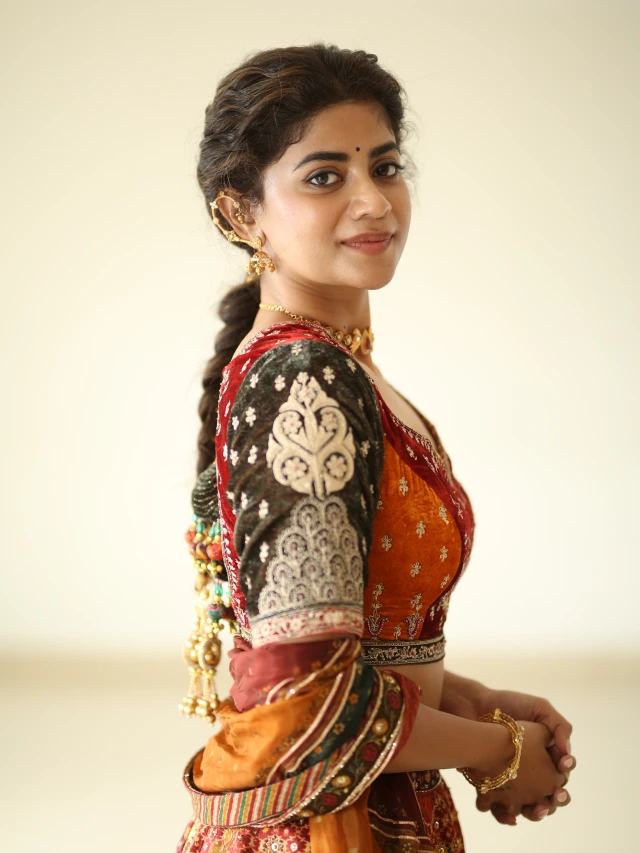 Abhignya Vuthaluru Shines in Lehenga at Viraatapalem Event