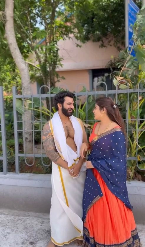 Akhil Sarthak Rithu Chowdary Visits Tirumala
