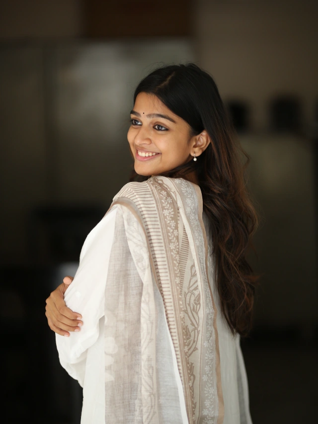 Ananthika Sanilkumar Cute Photos