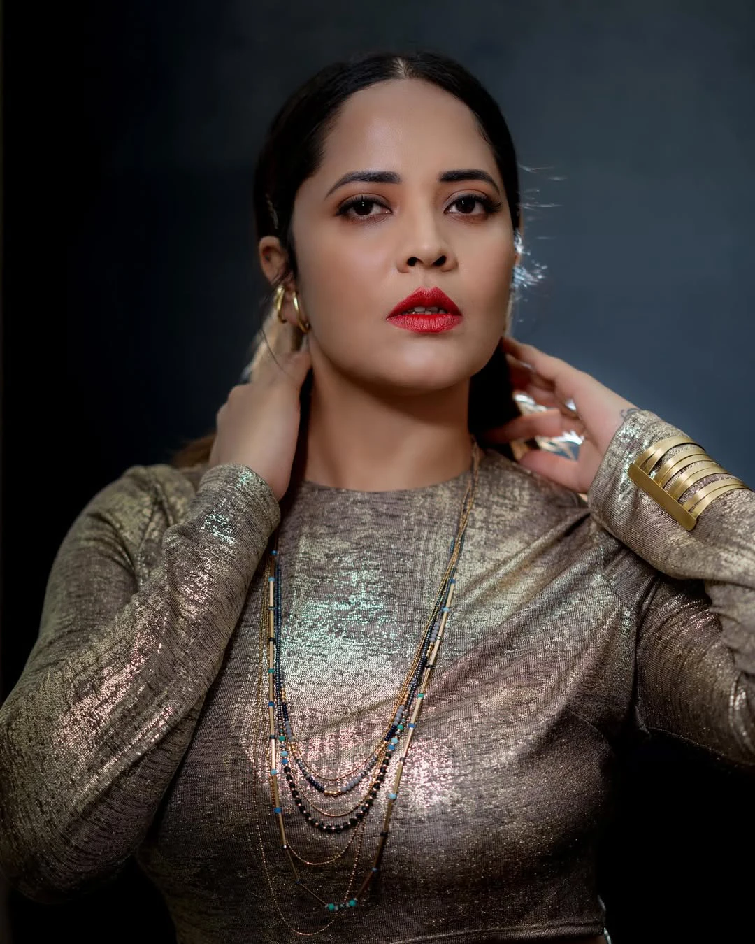 Anasuya Bharadwaj Shines in Modern Dress