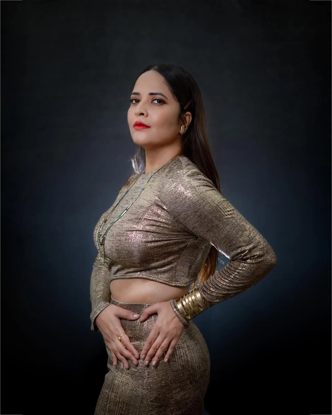 Anasuya Bharadwaj Shines in Modern Dress