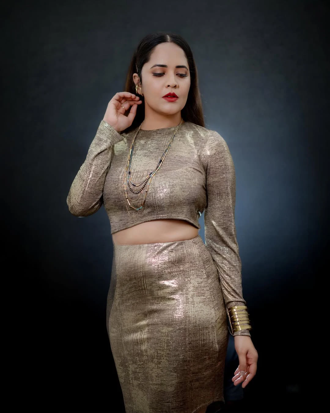 Anasuya Bharadwaj Shines in Modern Dress
