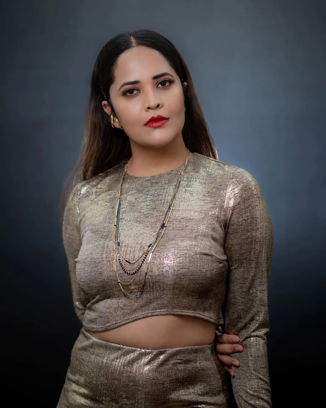 Anasuya Bharadwaj Shines in Modern Dress