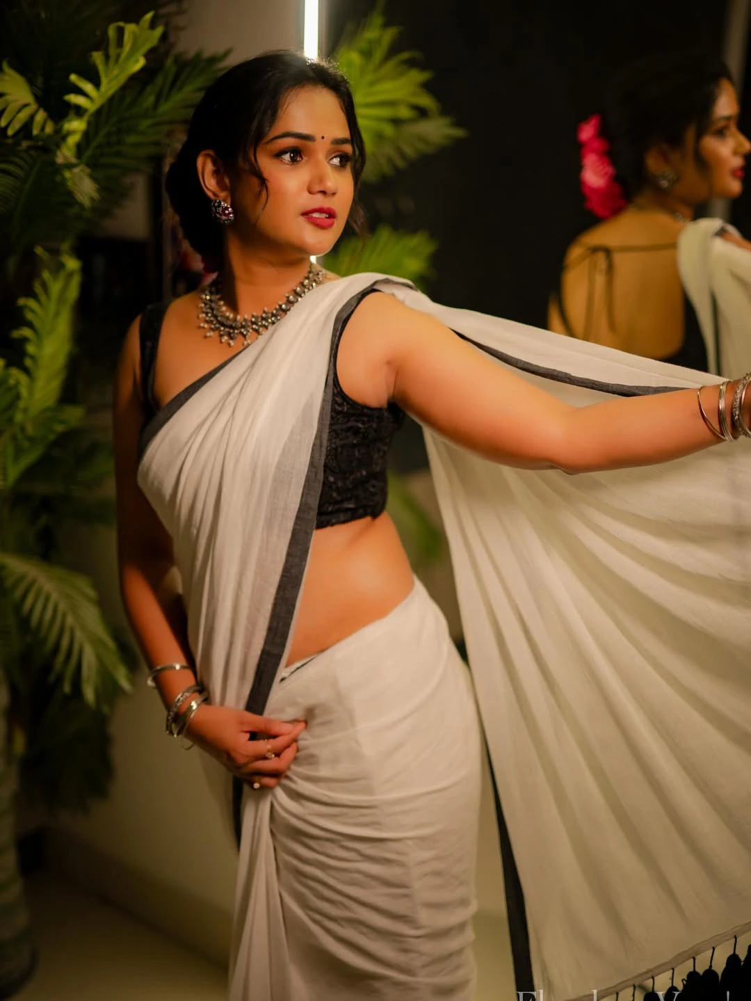 Ariyana Glory Shines in White Saree