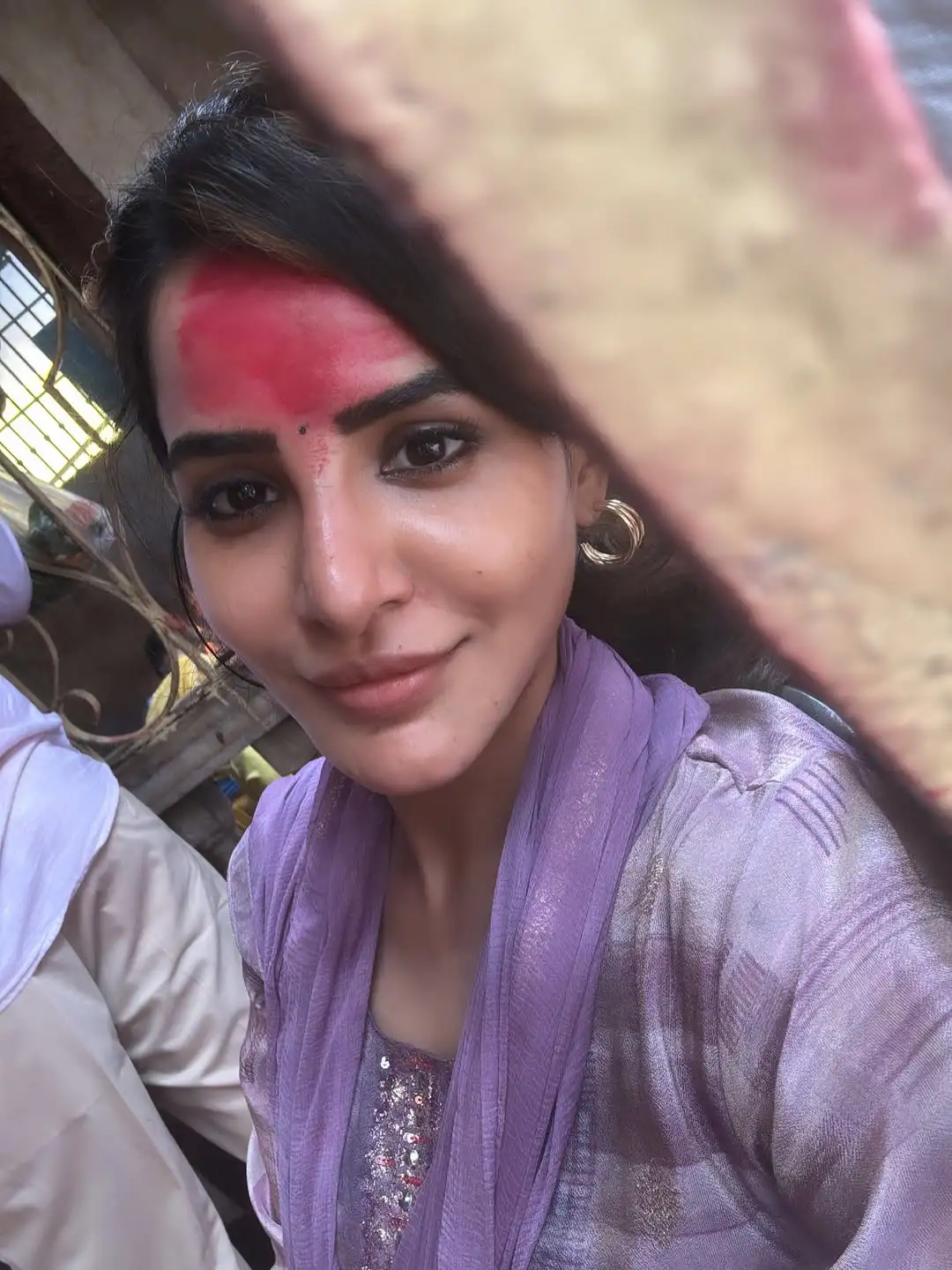 Ashu Reddy Visits Kamakhya Temple