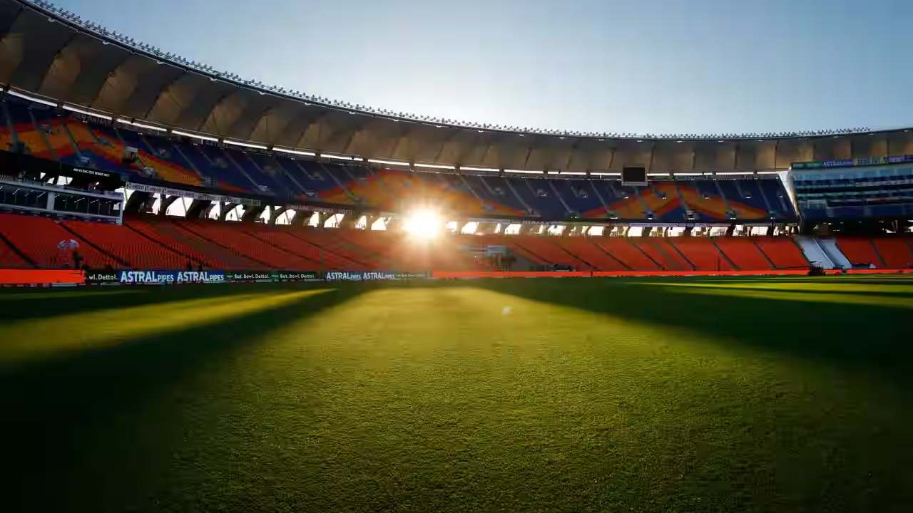 Team India : బీసీసీఐ కీలక నిర్ణయం.. టీమ్ఇండియా హోం సీజన్ షెడ్యూల్లో స్వల్ప మార్పులు.. Team India : బీసీసీఐ కీలక నిర్ణయం.. టీమ్ఇండియా హోం సీజన్ షెడ్యూల్లో స్వల్ప మార్పులు..