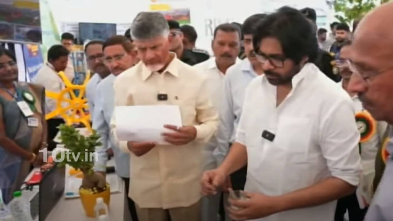 రీసైక్లింగ్పై మొబైల్ వాహనం ద్వారా విద్యార్థులకు అవగాహన కల్పించండి.. ముఖ్యమంత్రి చంద్రబాబు రీసైక్లింగ్పై మొబైల్ వాహనం ద్వారా విద్యార్థులకు అవగాహన కల్పించండి.. ముఖ్యమంత్రి చంద్రబాబు