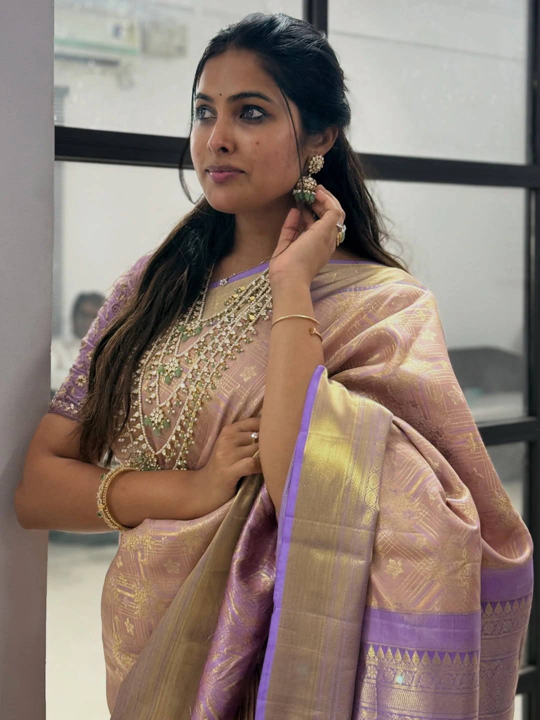 Actress Divi Stunning Looks in Silk Saree